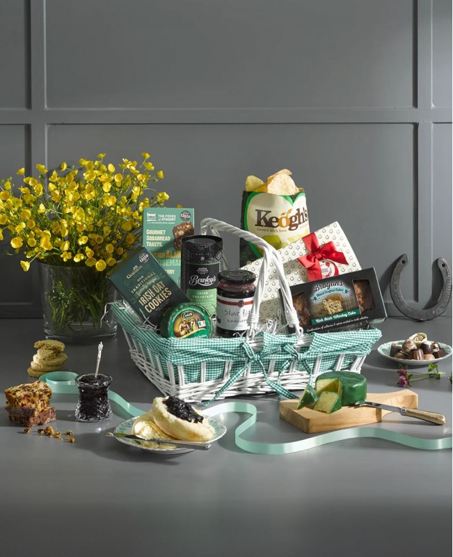 Emerald Isle Treasures Gift Basket